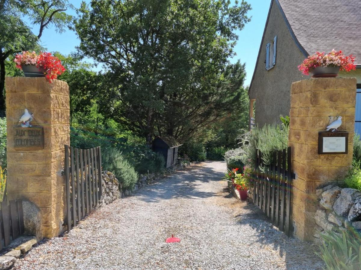 Bed and Breakfast Aux Deux Colombes Padirac Exterior foto